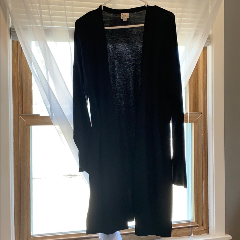 Long black Cardigan